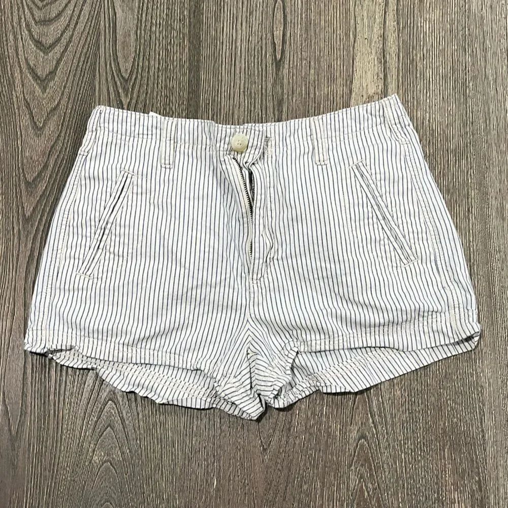 American Eagle Hi-Rise Striped Paper Bag Shorts Cotton Pockets Blue White Size 4